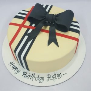 louis vuitton burberry cake