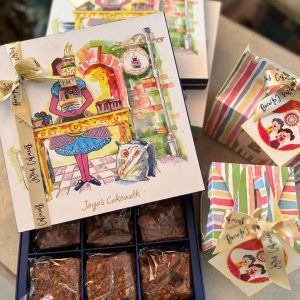 Signature Box 9 chocolate fudge Brownies